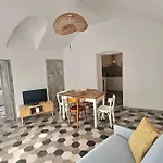 Apartament Car.lo. *
