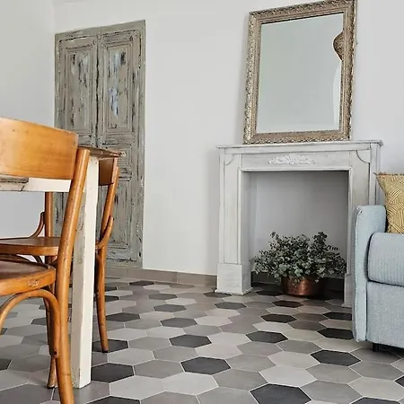 Car.lo. Apartman *