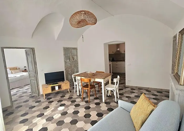 Apartman Car.lo. *
