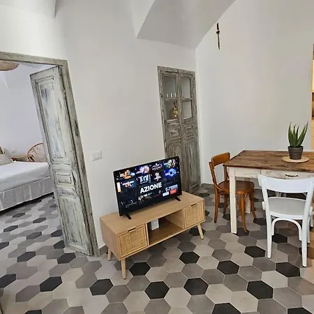 Car.lo. Daire Dolceacqua